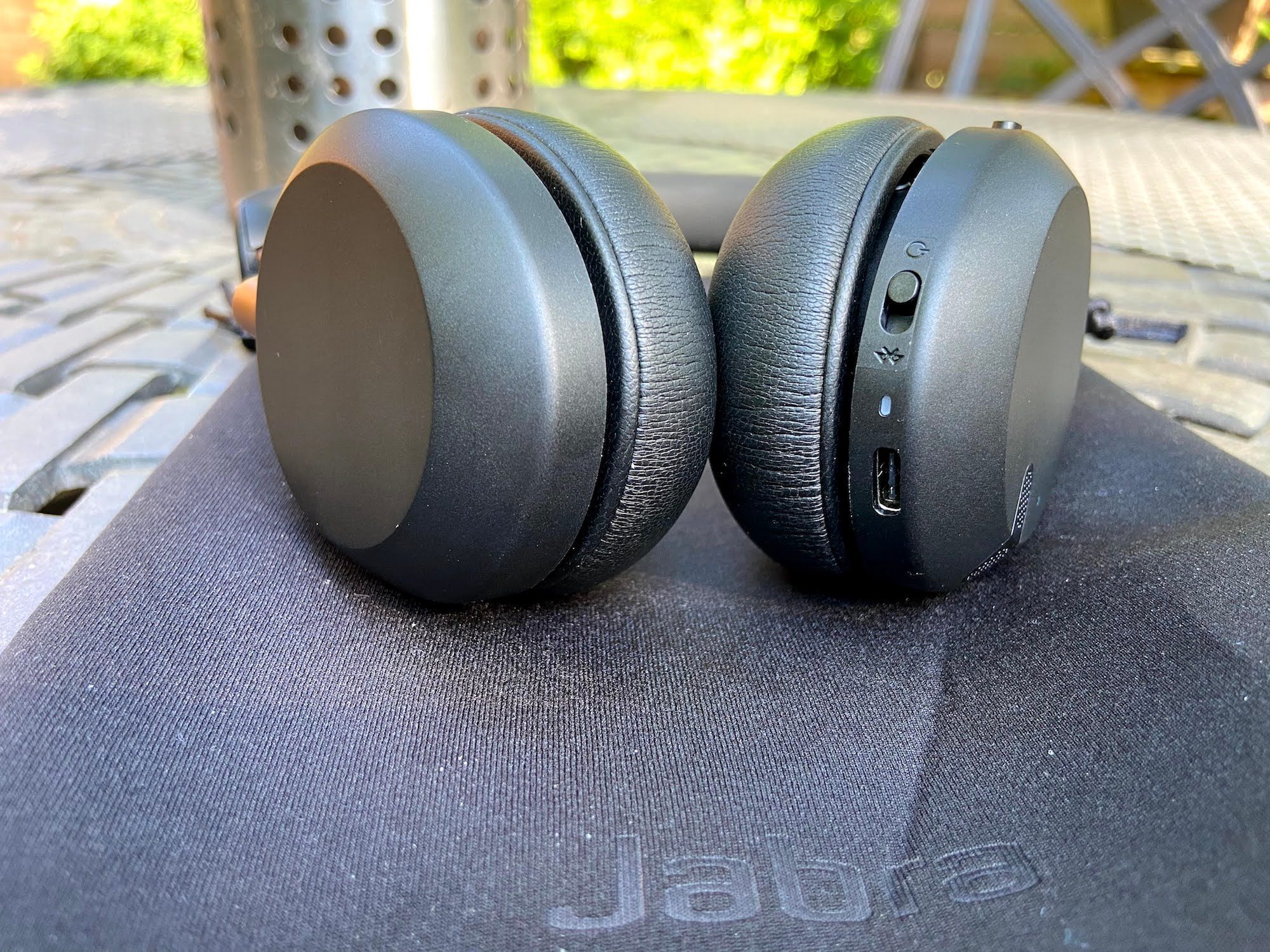 Jabra Elite 45h headphones