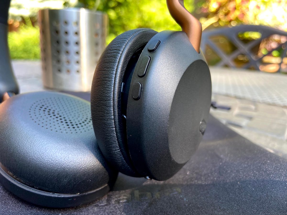 Jabra Elite 45h headphones