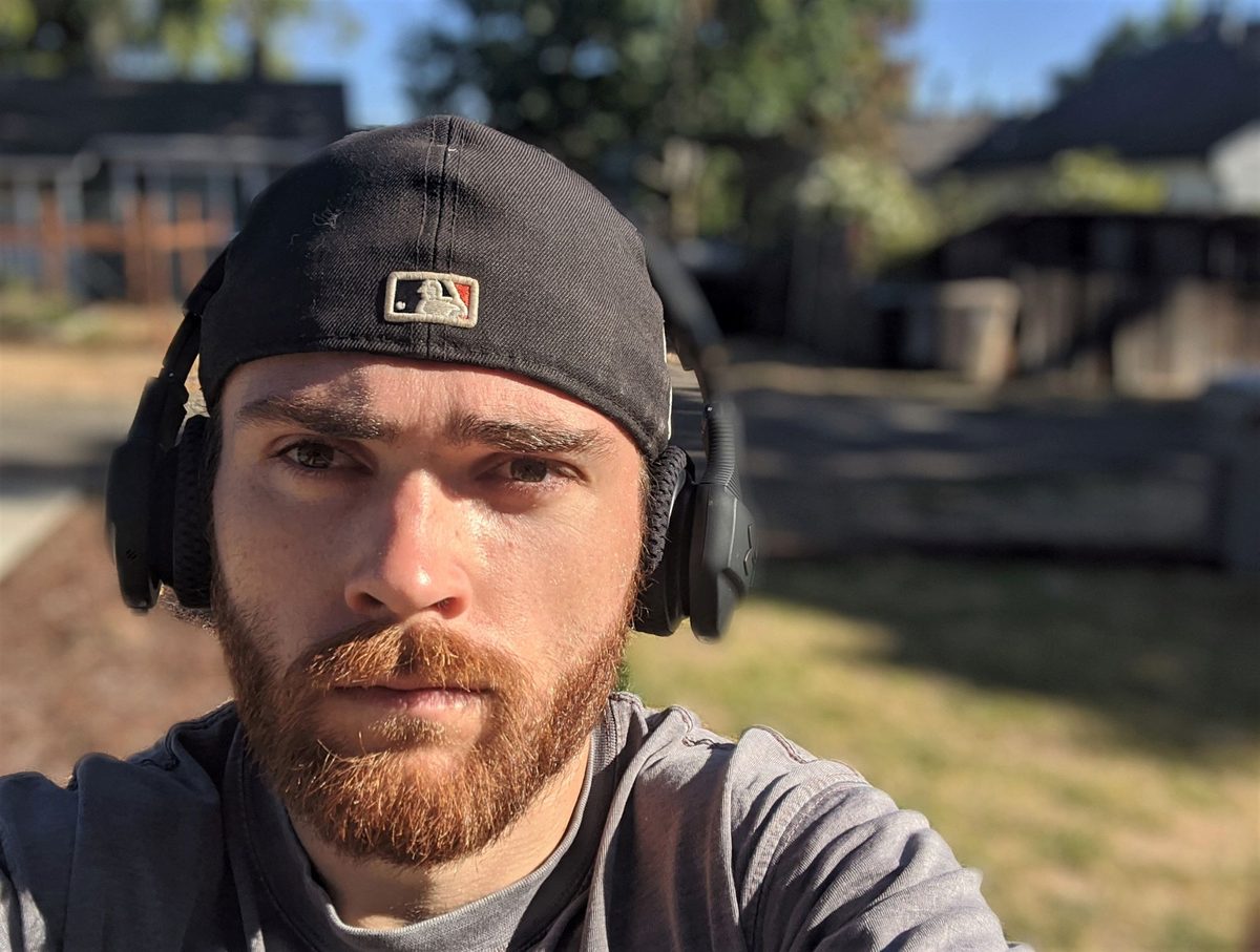 JBL Wireless Sport Train headphones