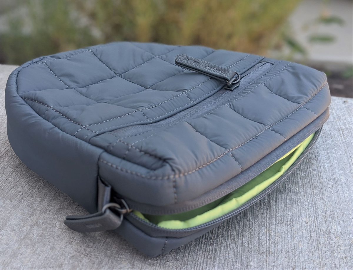Know headphones case
