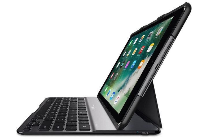 The iPad 2018 in a black and grey keyboard case from Belkin.