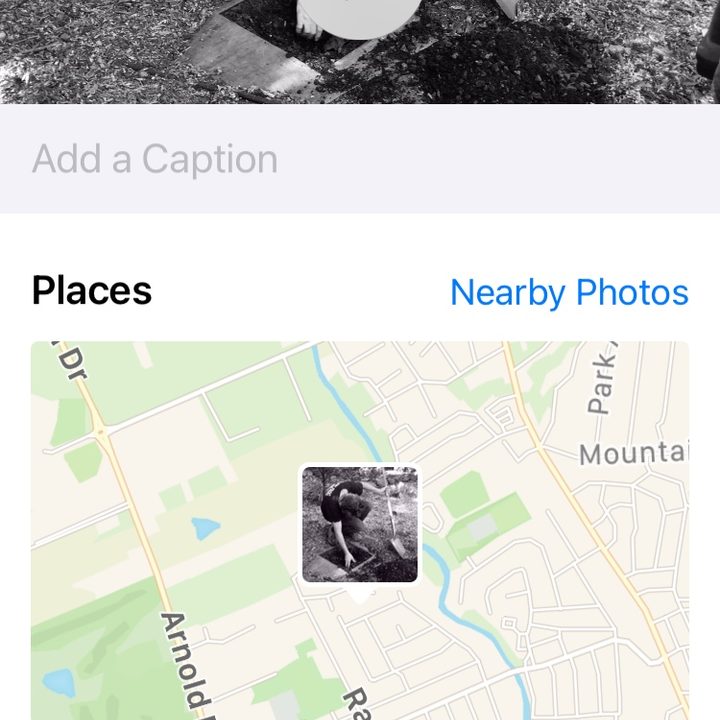 Photo caption map in iOS 14.