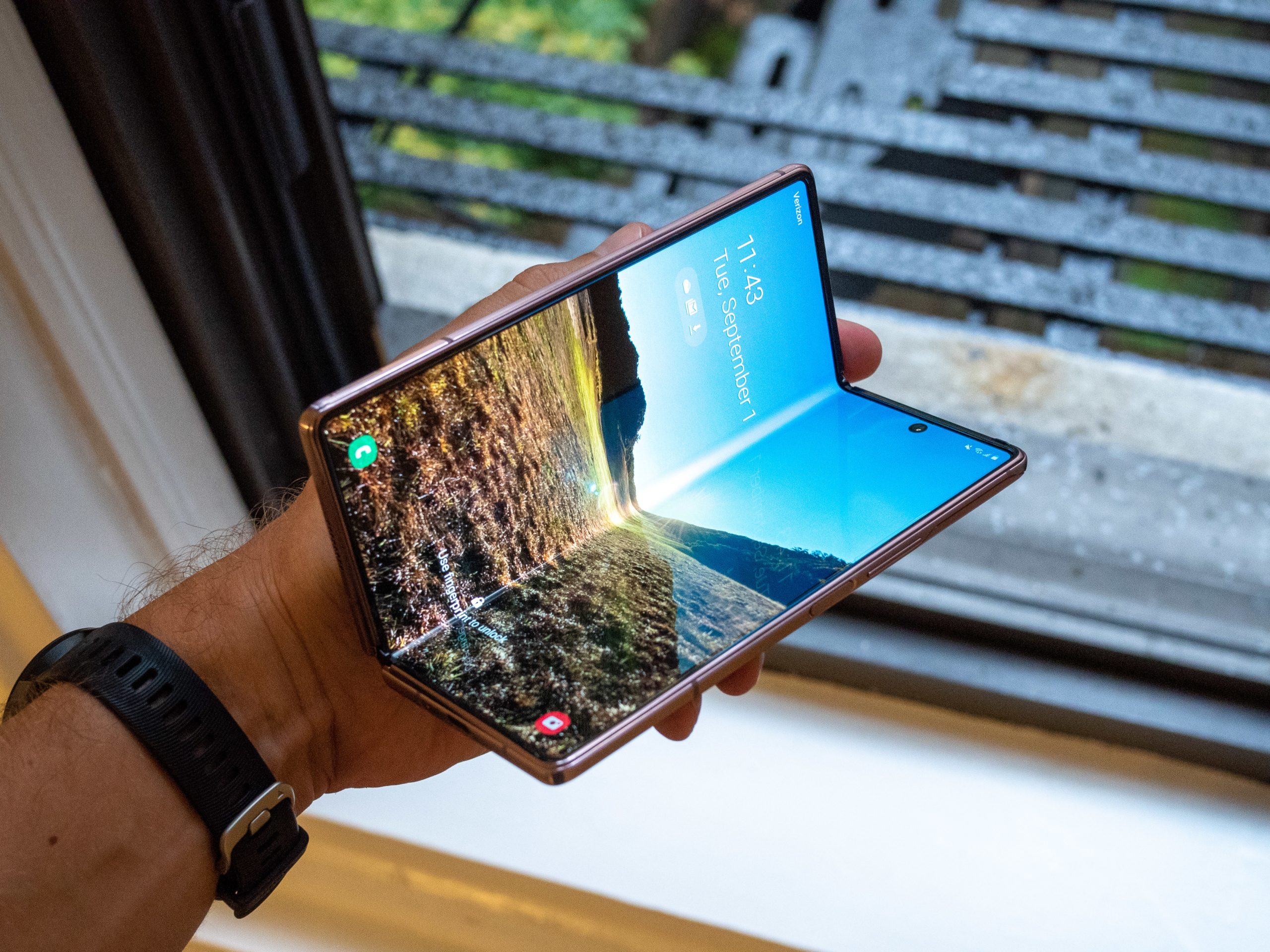 Samsung Galaxy Z Fold 2