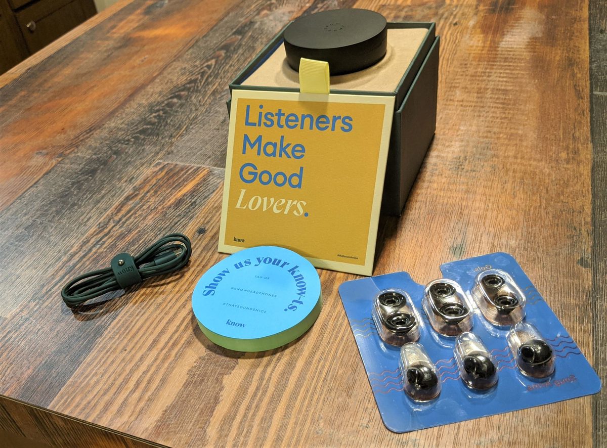 Know Comfy earbuds