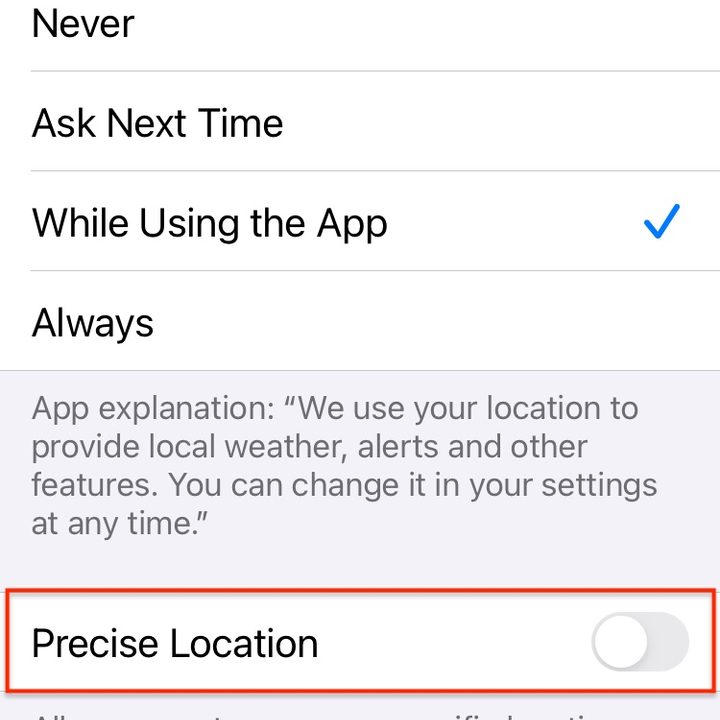 iOS 14 Precise Location choices.