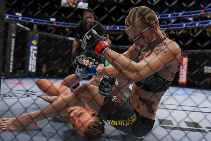 Two fighters against the fence.