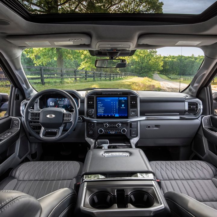 2021 Ford F-150 interior