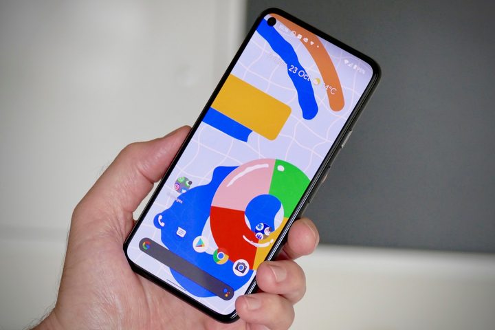 Google Pixel 5 Front Hand