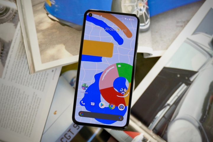 Google Pixel 5 Front