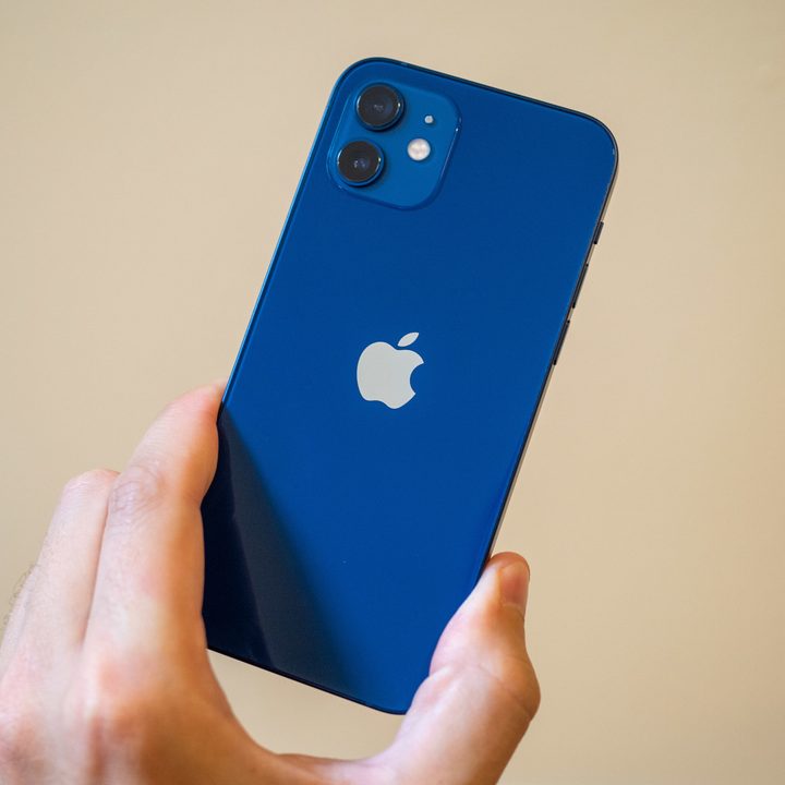 iPhone 12