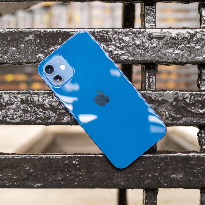 iPhone 12