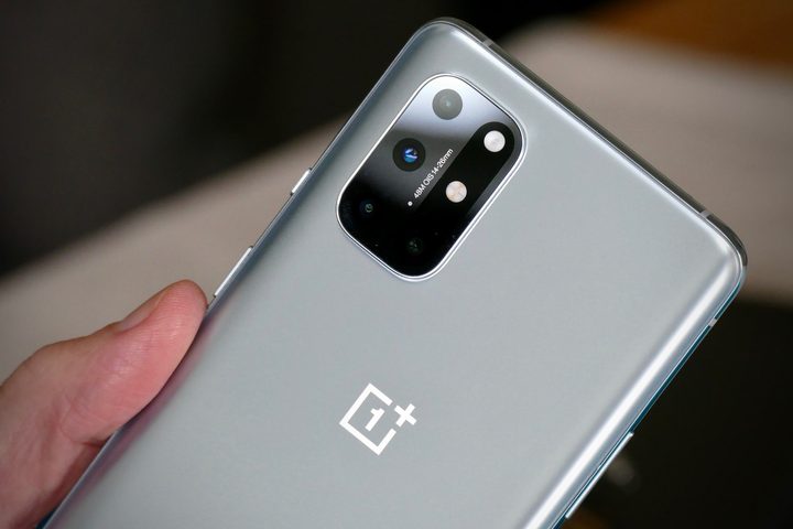 OnePlus 8 Pro Charge