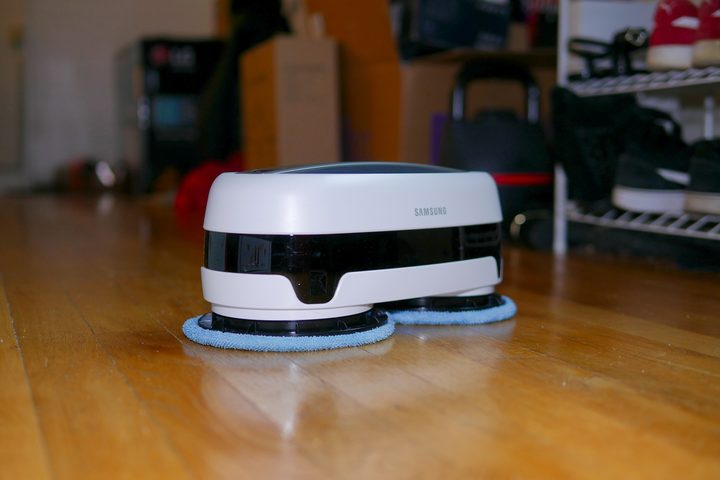 Samsung Jetbot Mop on floor