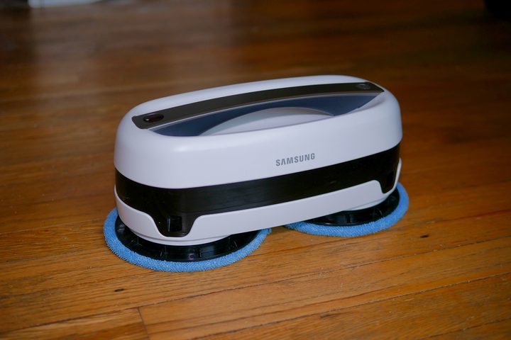 Samsung Jetbot Mop on floor