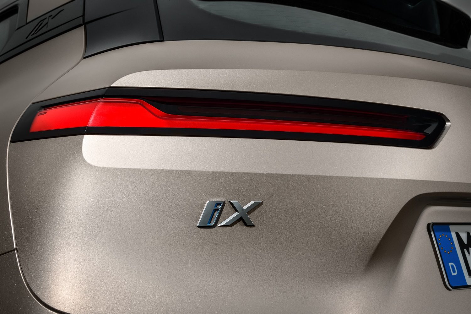 2022 BMW iX