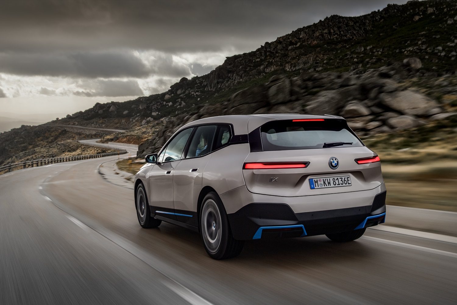 2022 BMW iX