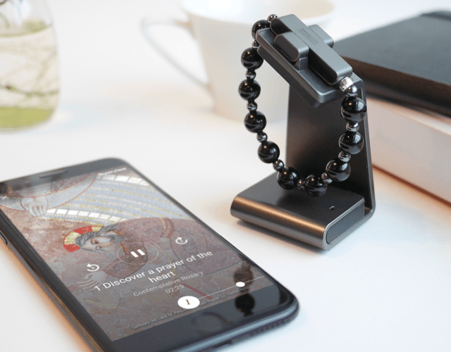 acer jason chen interview pandemic covid gorilla glass antimicrobial e rosary on charging station