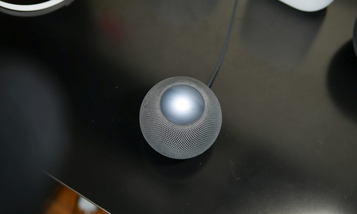 Apple HomePod mini touch controls