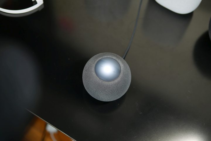 Apple HomePod mini touch controls