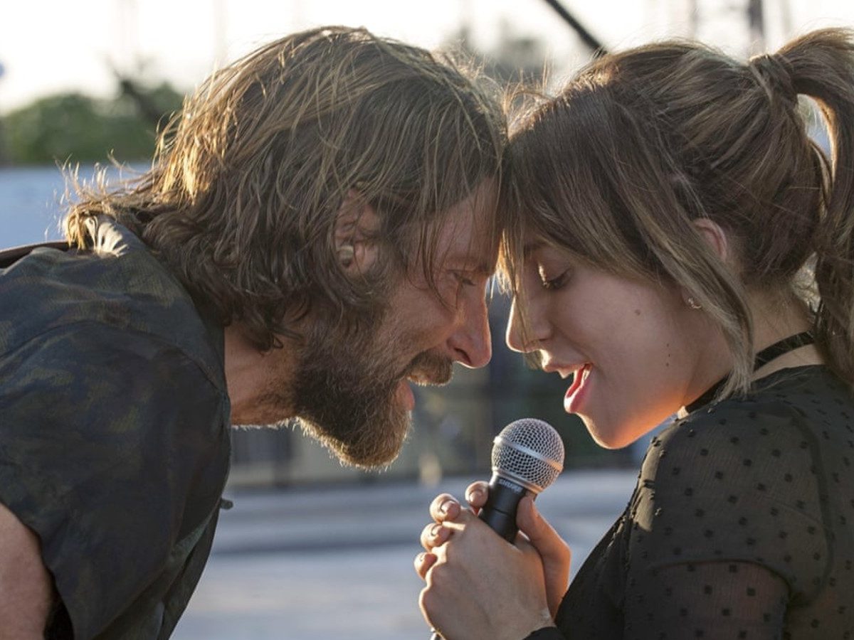 Bradley Cooper and Lady Gaga in A Star is Born