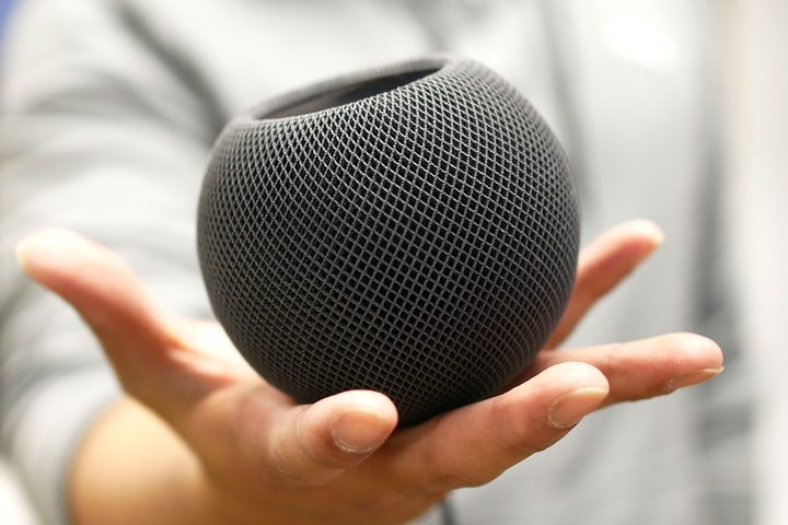 homepod mini hand side