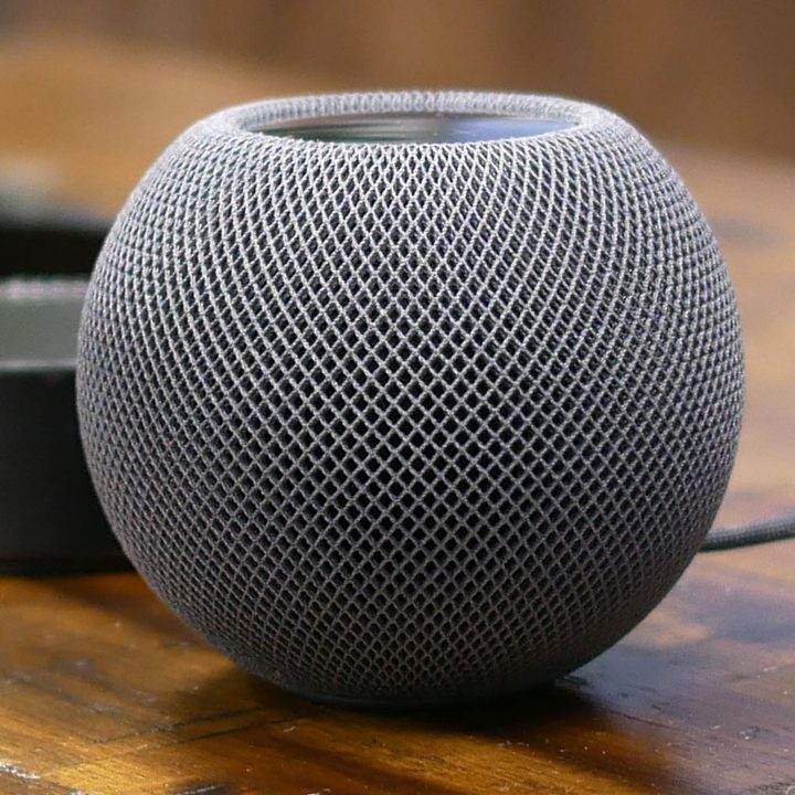 homepod mini side top table