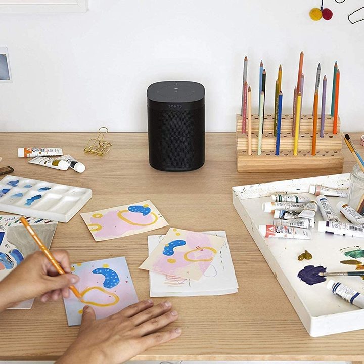 Sonos One speaker at play.