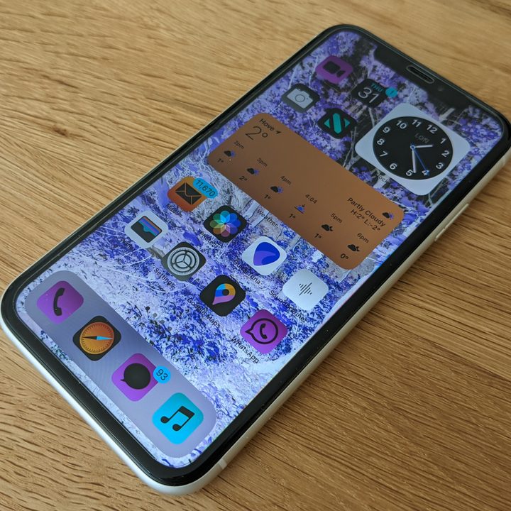 How to invert colors on an iPhone