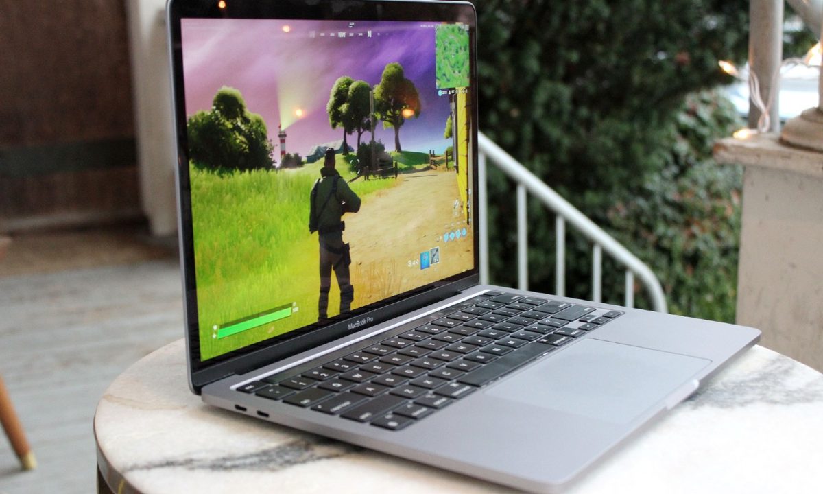 Fortnite running on a Macbook M1.