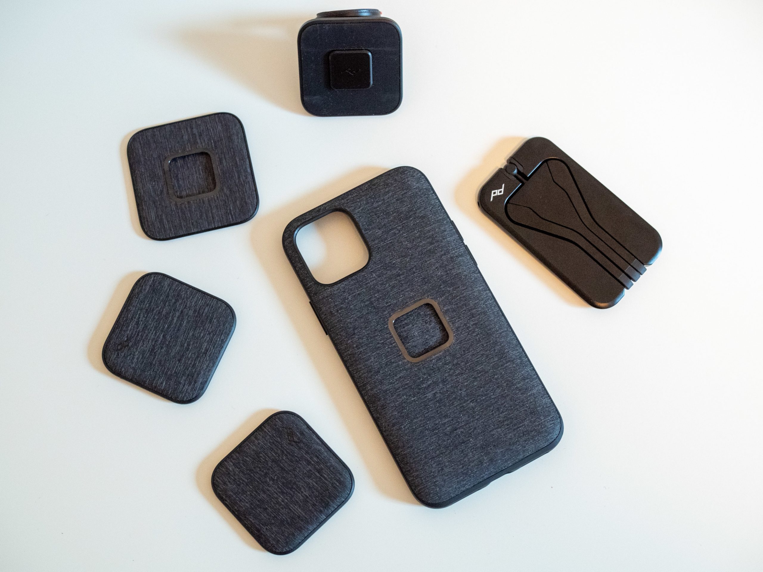 Mobile by Peak Design accessories