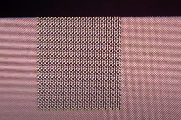Close-up of ZTE Axon 20 5G camera area of screen