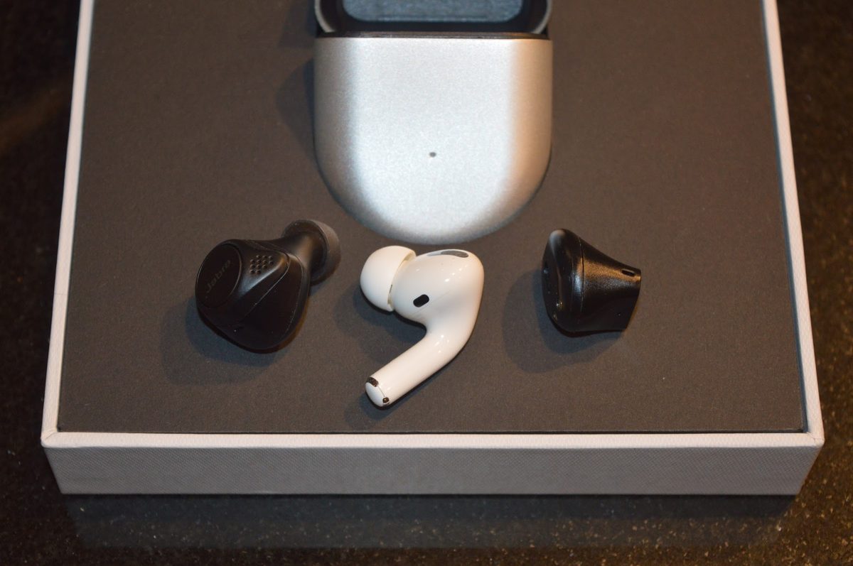 Earin A-3 true wireless earbuds