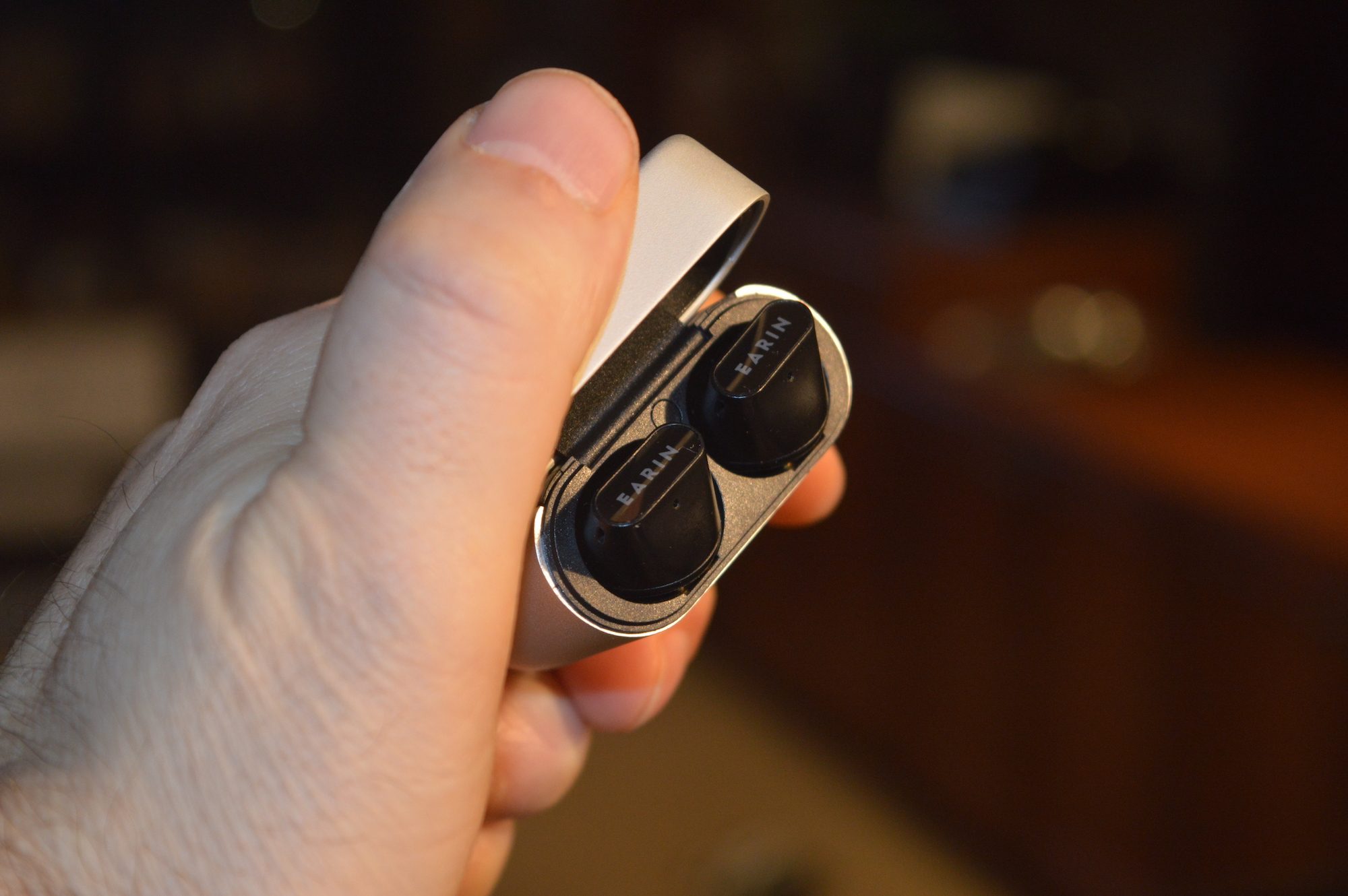 Earin A-3 true wireless earbuds