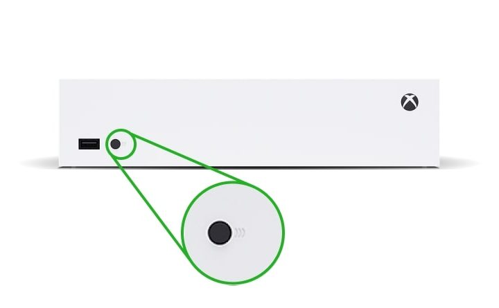 Diagram showing the pair button on an Xbox Series S.
