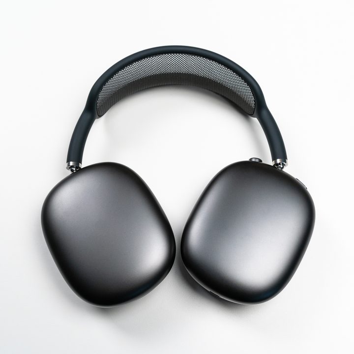 Apple AirPods Max.