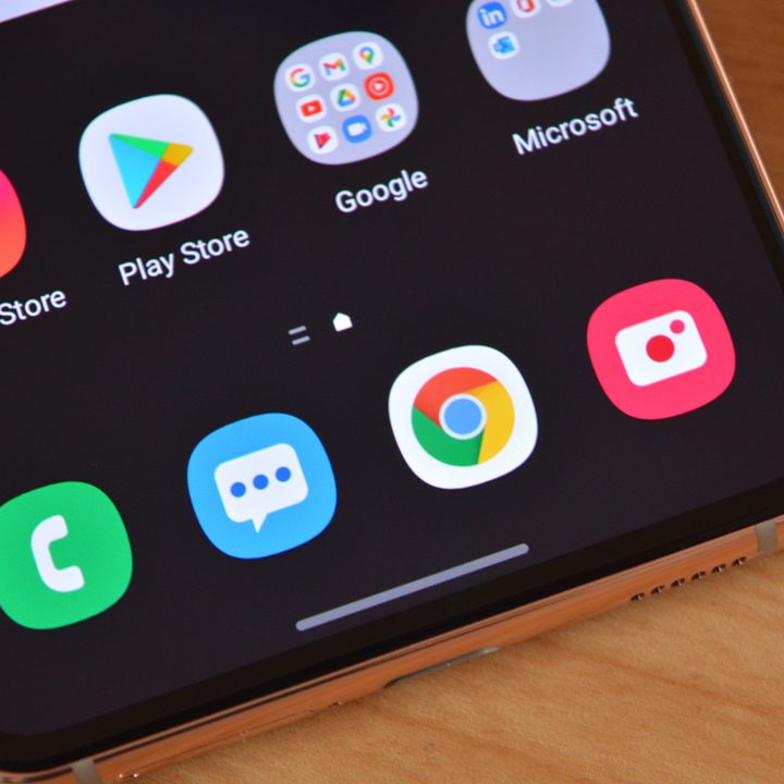 Android 12 running on a Samsung Galaxy phone.