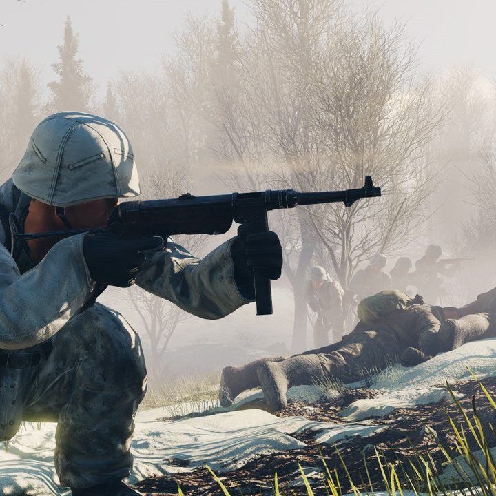 A troop of soldiers in white outfits taking position.