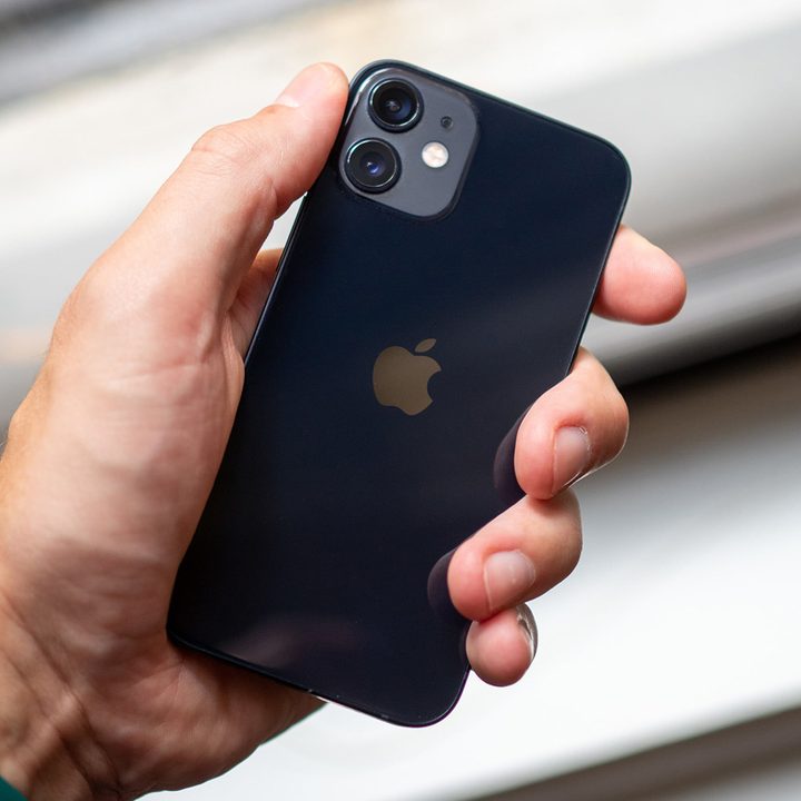 iPhone 5G feat image