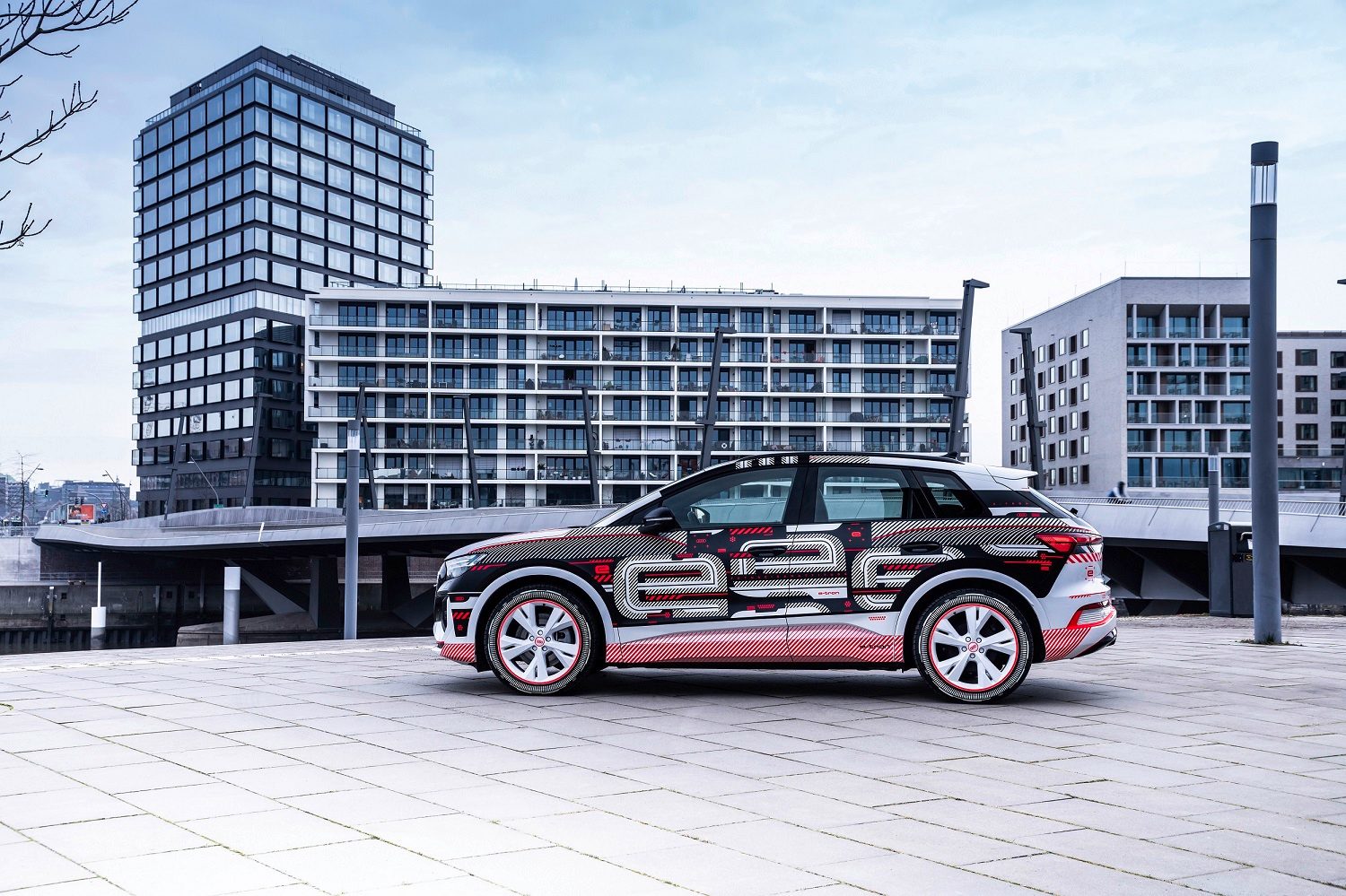audi previews 2022 q4 e tron compact electric crossover
