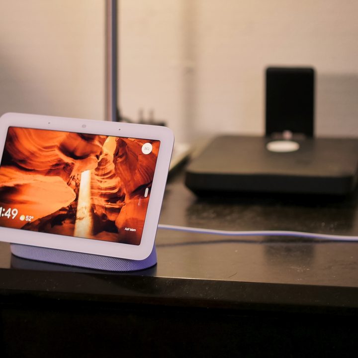 Google Nest Hub 2nd Gen on table.