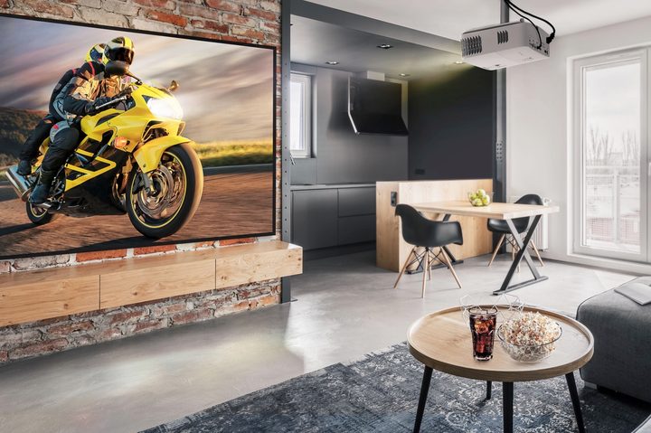 Optoma UHD35 4K HDR projector
