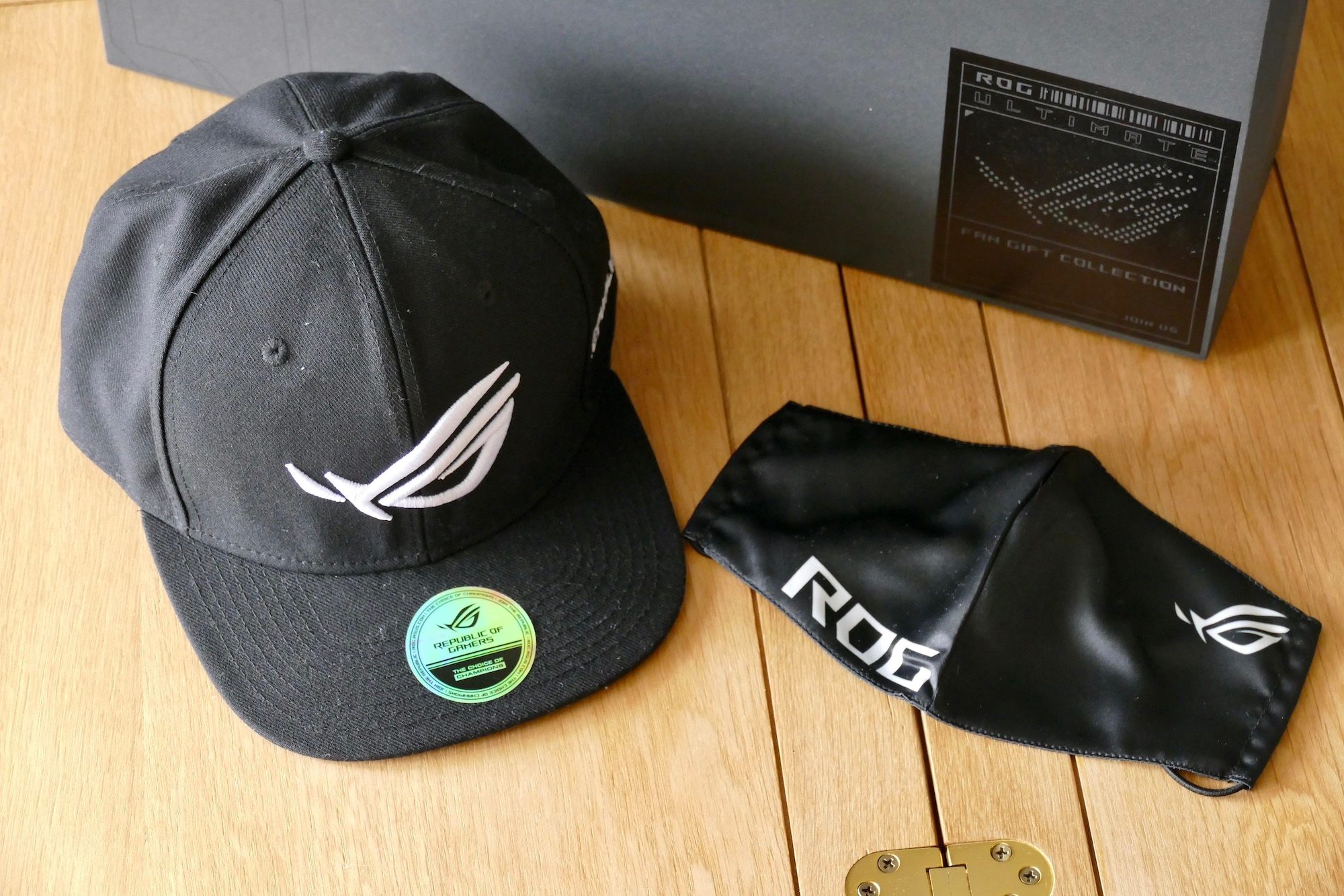 asus rog phone 5 ultimate fan gift package cap maskl