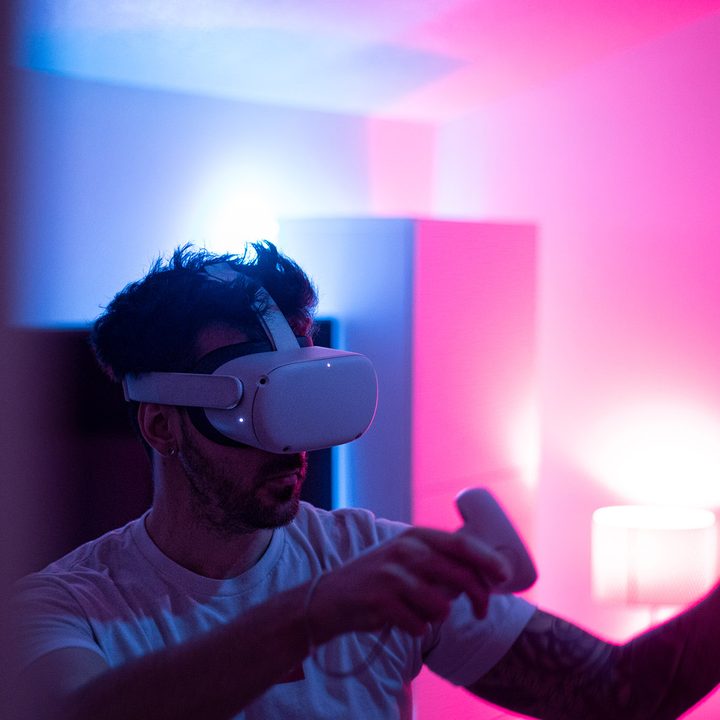 Oculus Quest VR Headset