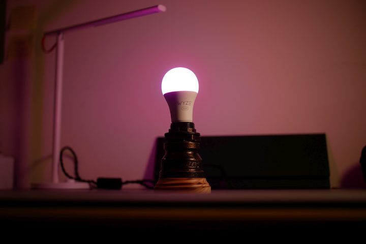 Wyze Bulb Color on table
