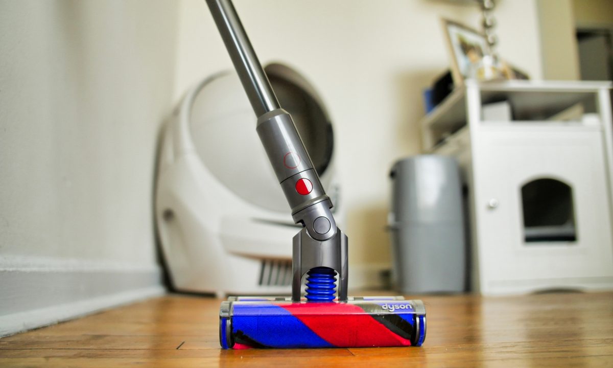 Dyson Omni-Glide Cordless Vacuum Review articulating brush