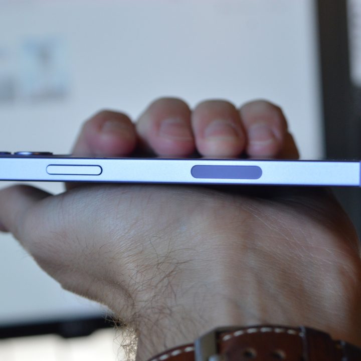 hands on with purple iphone 12 6