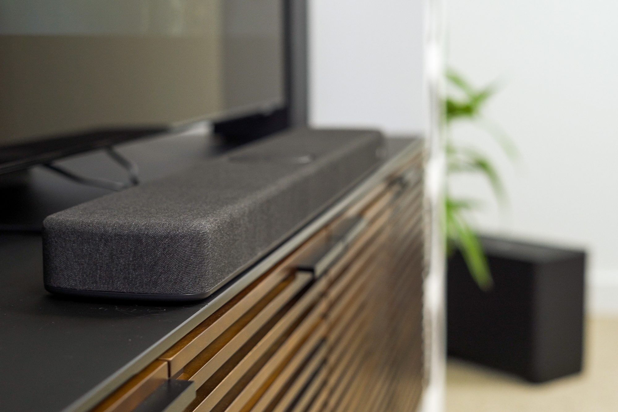 Polk React soundbar review: Affordable, expandable, and smart too