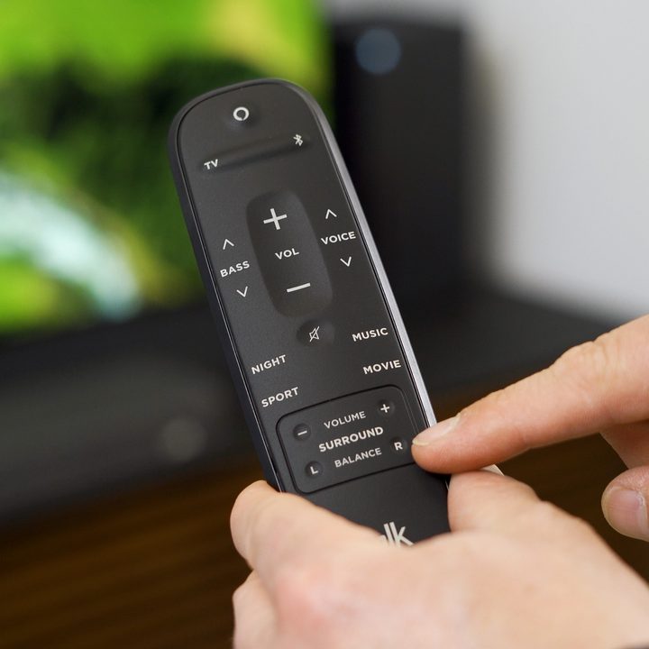 Polk React Soundbar remote