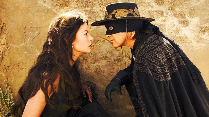 Catherine Zeta-Jones and Antonio Banderas in The Mask of Zorro.