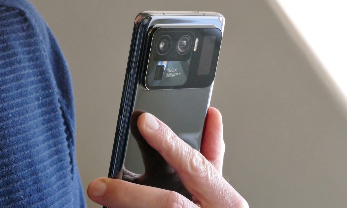 xiaomi mi 11 ultra review top back camera